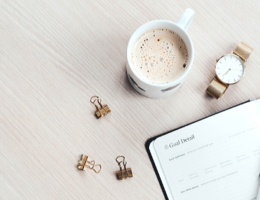 Planifier son contenu pour partir en vacances